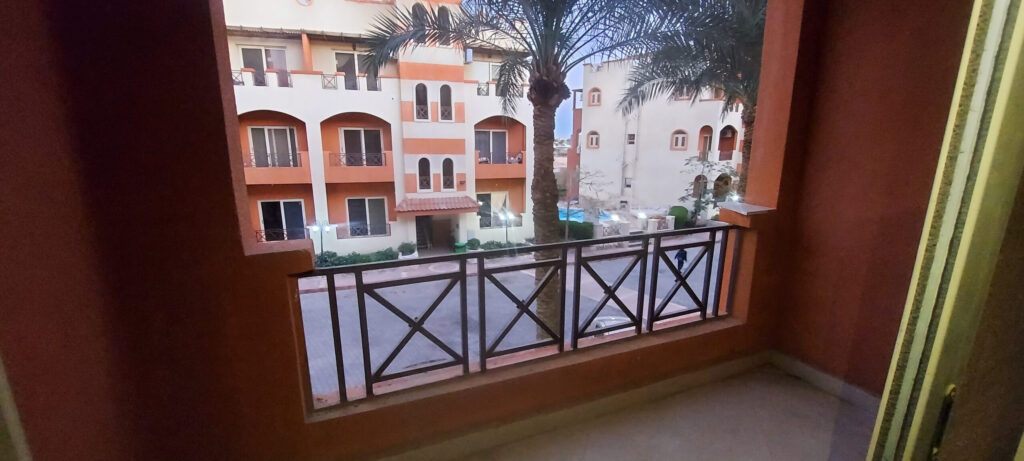 La Sirena 2 bedrooms 1 bathroom 110m2 unfurnished no AC ground Floor garden view 1balcony 10