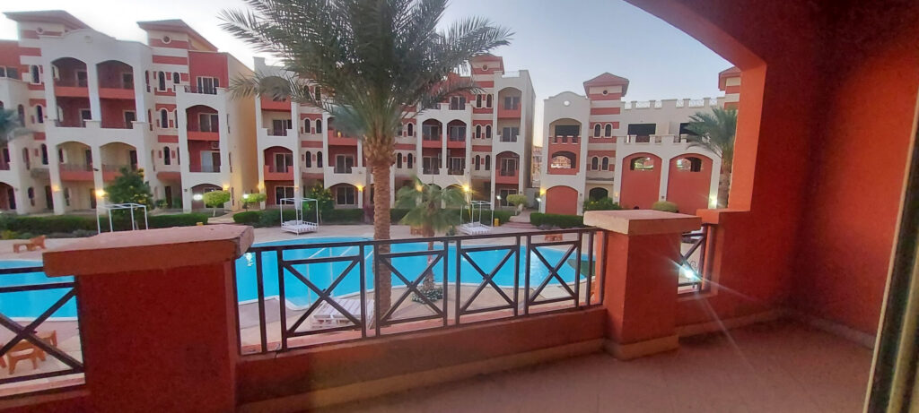 La Sirena 2 bedrooms 1 bathroom 110m2 unfurnished no AC ground Floor garden view 1balcony 18